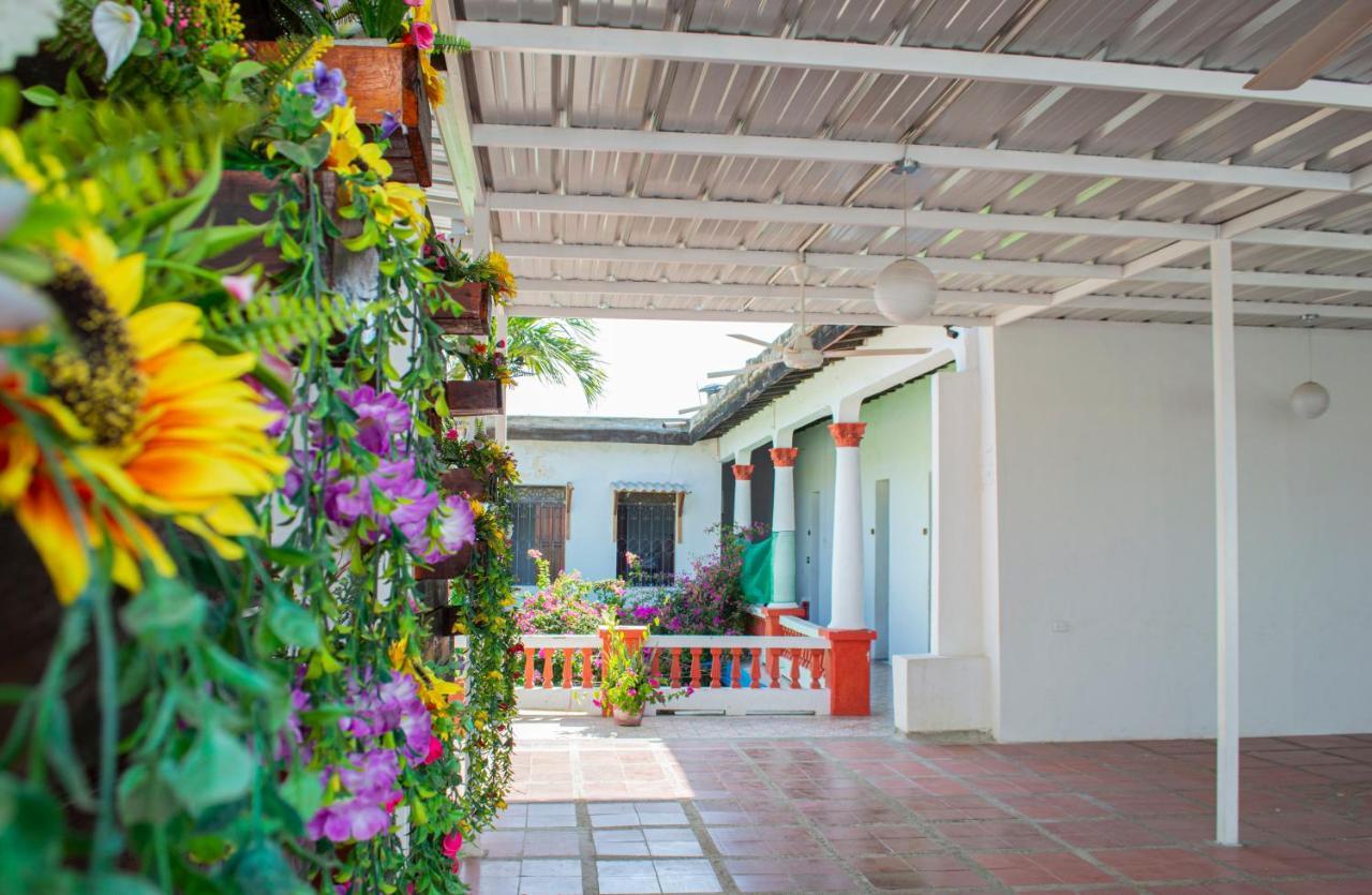 Hostal Maranatha Santa Marta  Exterior foto